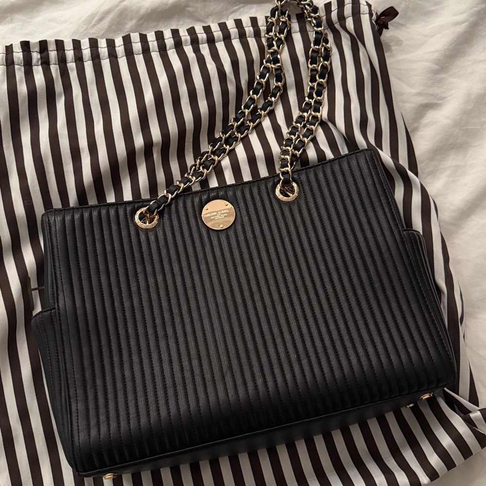 Henri Bendel Quilted tote bag- Great condition - Picture 6 of 11